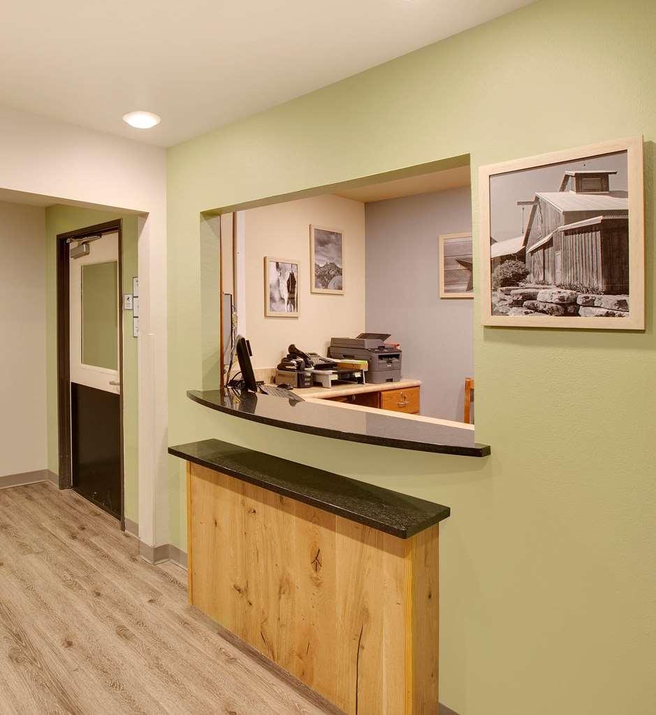 Extended Stay America Select Suites - Lubbock - West Интерьер фото