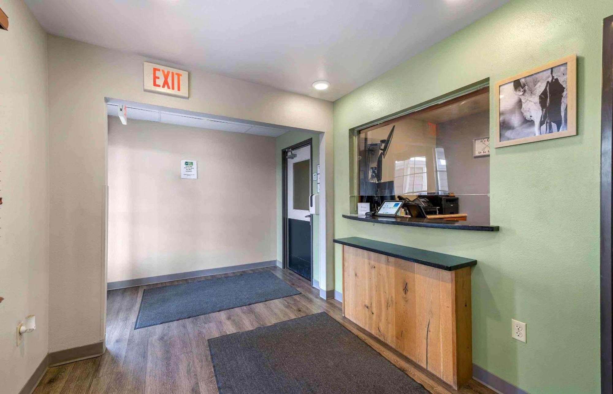 Extended Stay America Select Suites - Lubbock - West Экстерьер фото