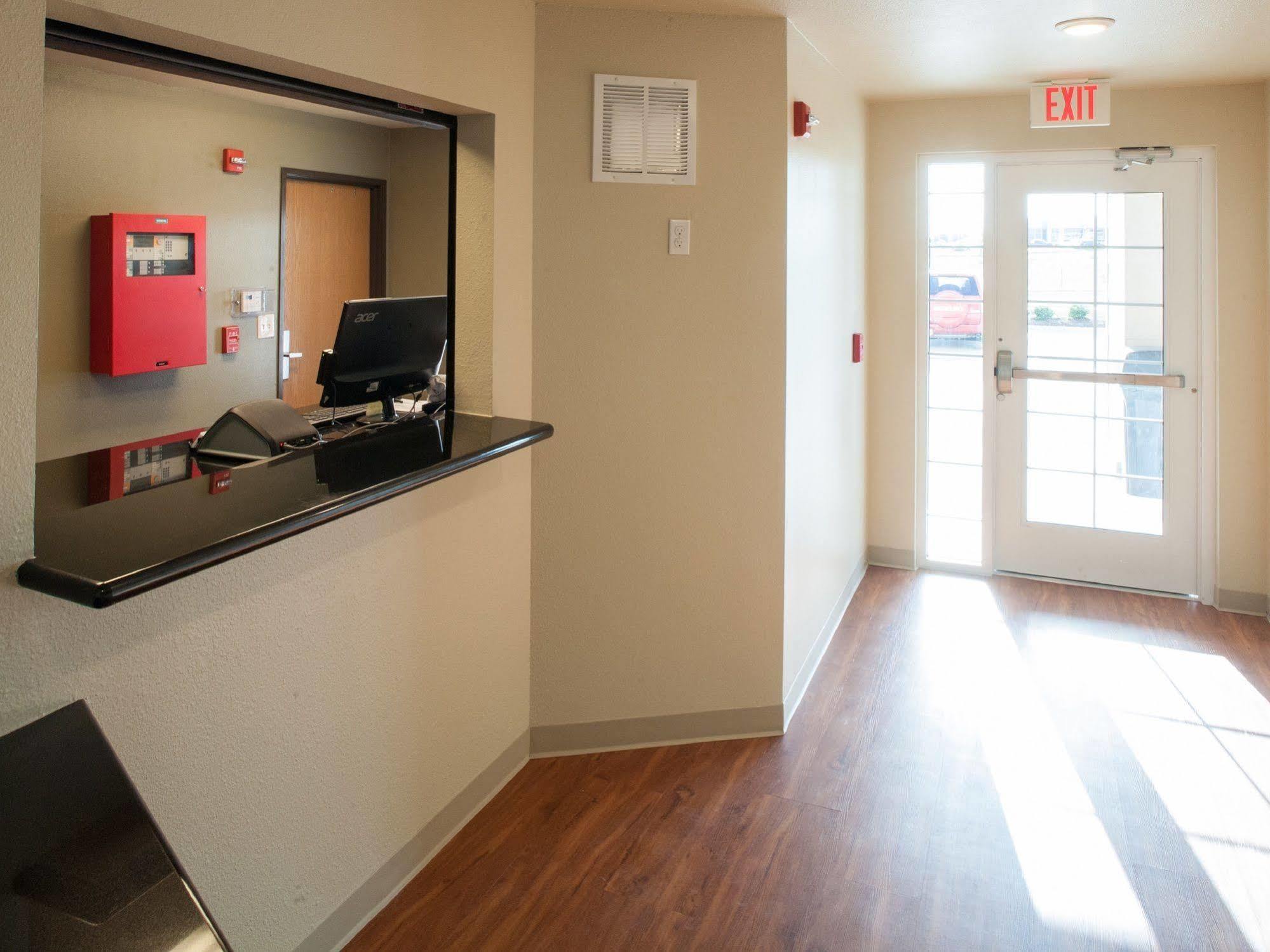 Extended Stay America Select Suites - Lubbock - West Экстерьер фото